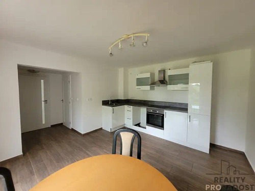 Prodej domu 120 m², pozemek 2213 m²