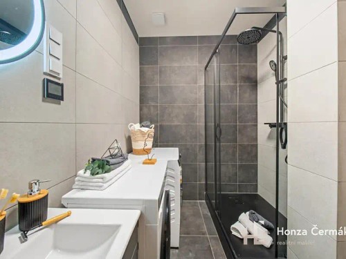 Prodej bytu 3+kk 67 m²