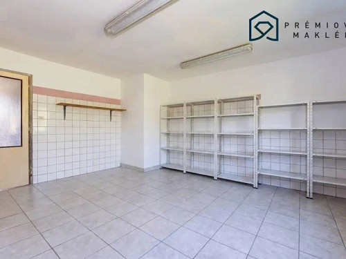 Prodej domu 300 m², pozemek 1322 m²