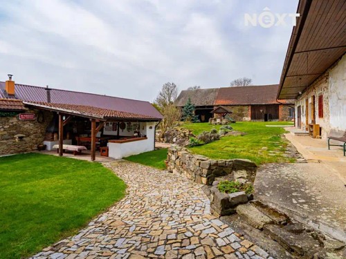 Prodej domu 560 m², pozemek 3596 m²