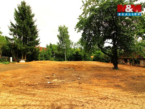 Prodej stavebního pozemku 961 m²