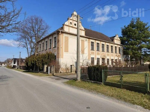 Prodej domu 700 m², pozemek 1136 m²