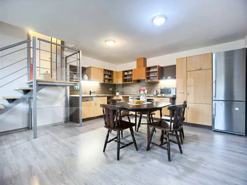 Prodej domu 300 m², pozemek 1690 m²