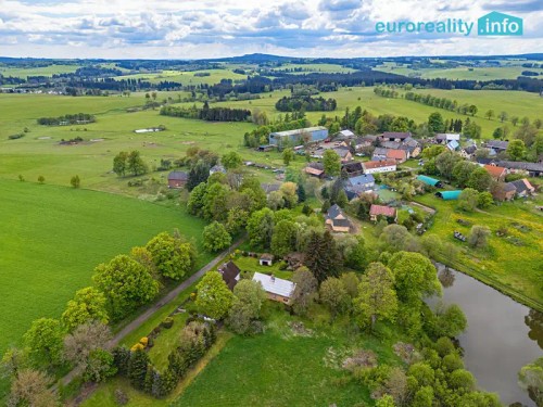 Prodej stavebního pozemku 691 m²