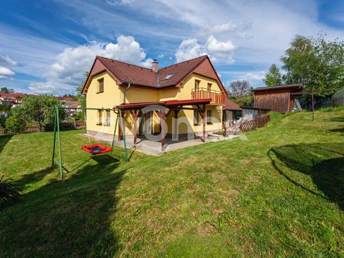 Prodej domu 186 m², pozemek 914 m²
