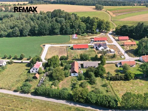 Prodej stavebního pozemku 1416 m²