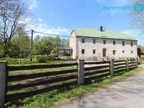 Prodej zemědělské usedlosti 389 m², pozemek 4007 m²