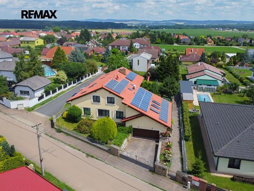 Prodej domu 570 m², pozemek 1464 m²