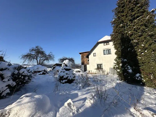 Prodej domu 1750 m², pozemek 1811 m²