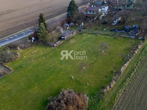 Prodej stavebního pozemku 1004 m²