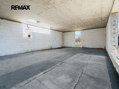 Prodej stavebního pozemku 7643 m²
