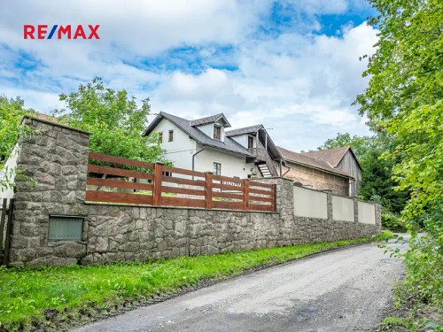 Prodej domu 100 m², pozemek 353 m²