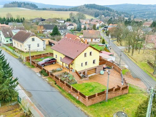Prodej domu 360 m², pozemek 724 m²