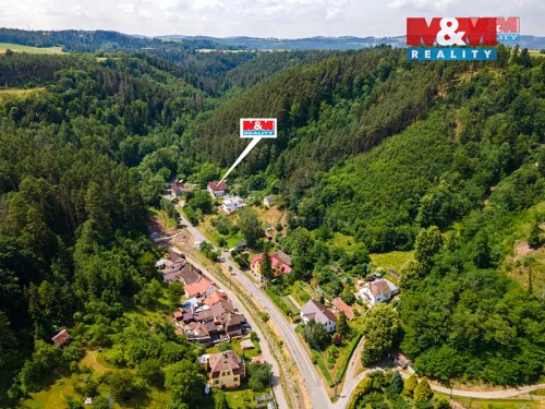 Prodej domu 300 m², pozemek 2108 m²