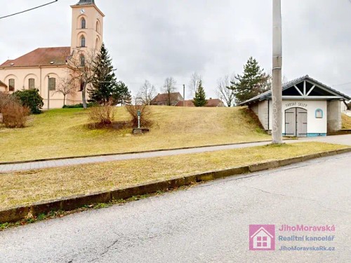 Prodej stavebního pozemku 444 m²