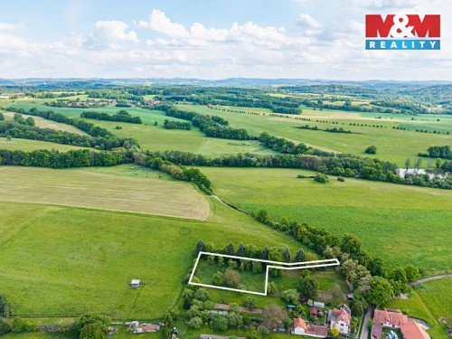 Prodej stavebního pozemku 1693 m²