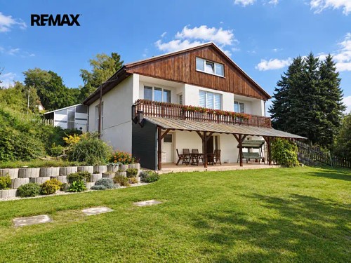 Prodej domu 230 m², pozemek 830 m²