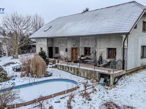 Prodej domu 182 m², pozemek 2174 m²