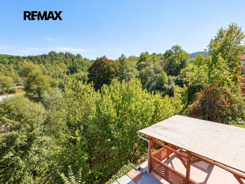 Prodej domu 200 m², pozemek 910 m²