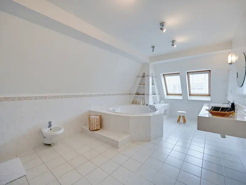 Prodej domu 325 m², pozemek 594 m²