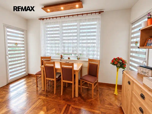 Prodej domu 230 m², pozemek 830 m²