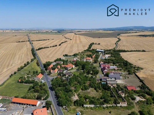 Prodej stavebního pozemku 4483 m²