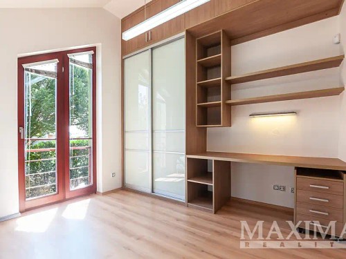 Prodej domu 232 m², pozemek 931 m²