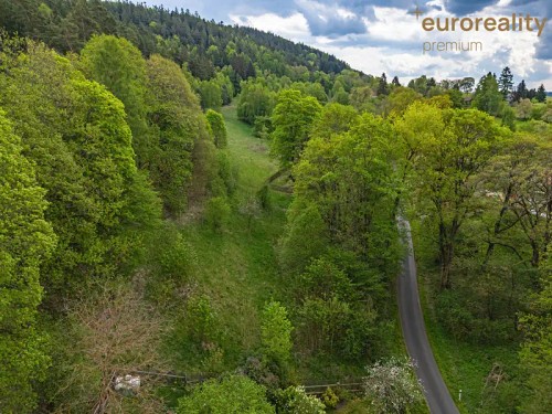 Prodej stavebního pozemku 1330 m²
