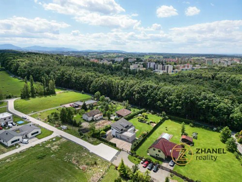 Prodej domu 351 m², pozemek 1603 m²
