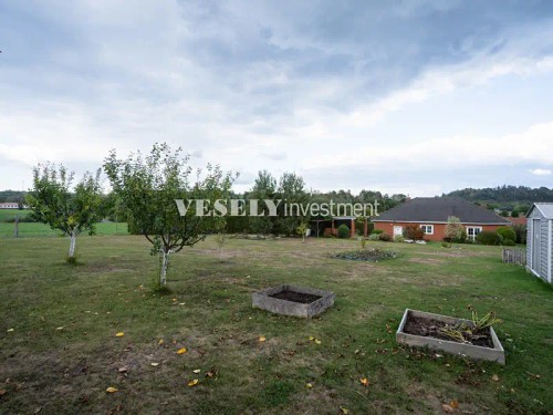 Prodej domu 200 m², pozemek 2205 m²
