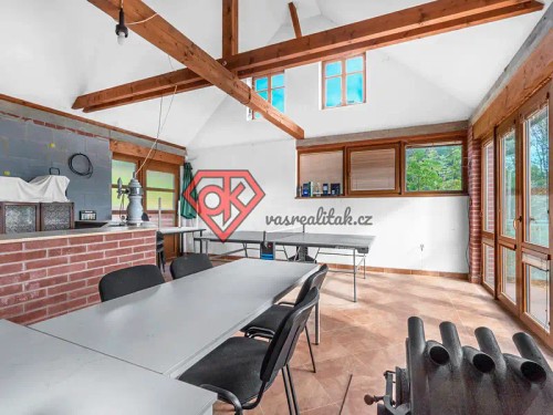 Prodaná chalupa 250 m², pozemek 11299 m²