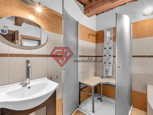 Prodej domu 254 m², pozemek 2263 m²