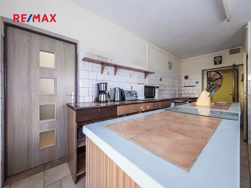 Prodej chaty 370 m², pozemek 2417 m²