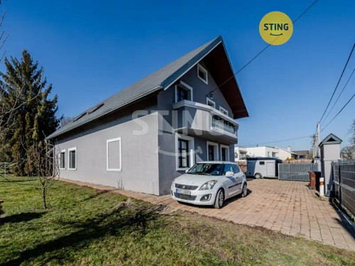 Prodej domu 220 m², pozemek 1361 m²