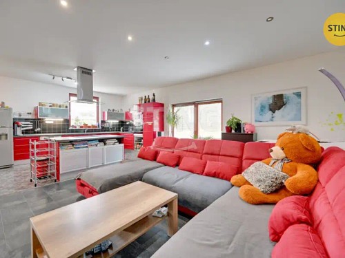 Prodej domu 200 m², pozemek 1986 m²