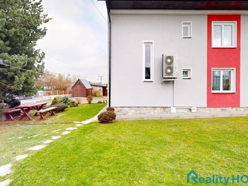 Prodej domu 360 m², pozemek 2030 m²