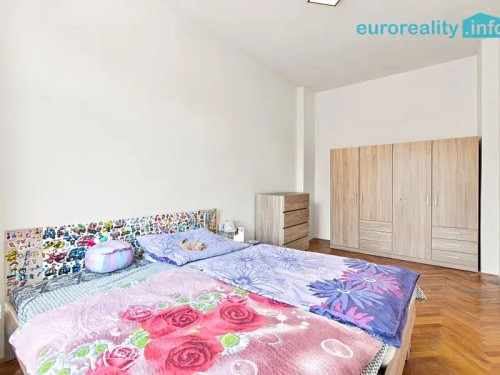 Prodej domu 213 m², pozemek 1424 m²