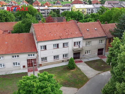 Prodej domu 220 m², pozemek 993 m²