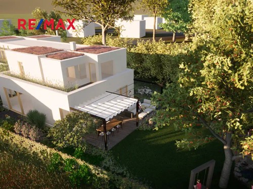 Prodej domu 378 m², pozemek 1049 m²