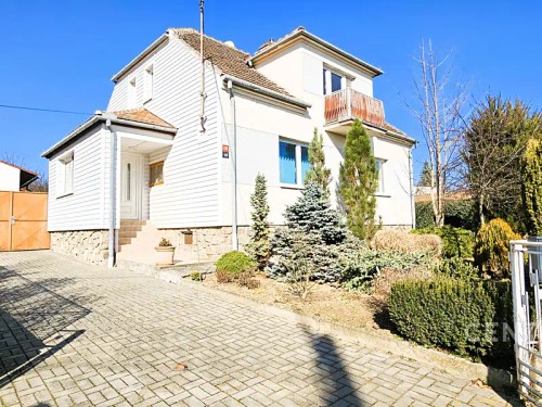 Prodej domu 200 m², pozemek 1951 m²