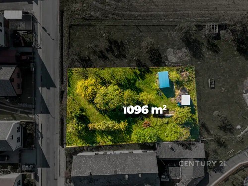 Prodej stavebního pozemku 1096 m²