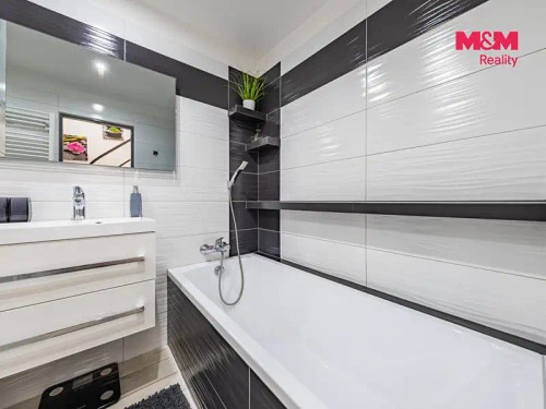 Prodej bytu 3+1 68 m²