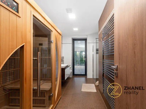 Prodej domu 351 m², pozemek 1603 m²