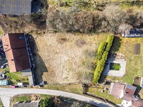 Prodej stavebního pozemku 1072 m²