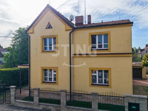 Prodej vily 150 m², pozemek 811 m²