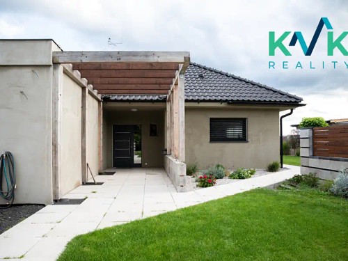 Prodej domu 228 m², pozemek 1069 m²