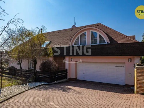 Prodej domu 438 m², pozemek 1440 m²