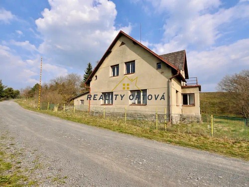 Prodej domu 179 m², pozemek 3930 m²