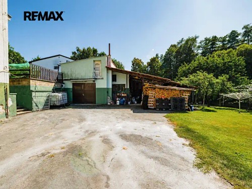 Prodej domu 290 m², pozemek 1221 m²