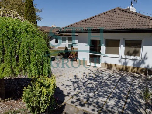 Prodej domu 202 m², pozemek 459 m²